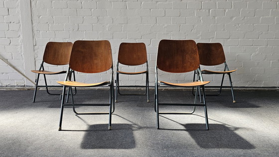 Image 1 of Chaises Loft Studio Pub Café Gastro Chaises Vintage