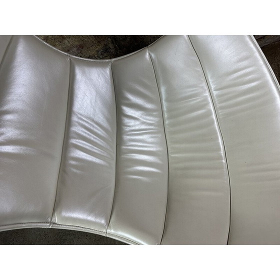 Image 1 of Vintage armchair Shell in pearly white imitation leather, 1980
