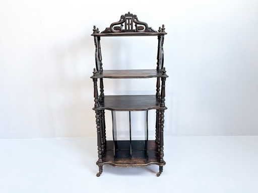 Etagère vintage in legno su rotelle, leggio, quant'altro