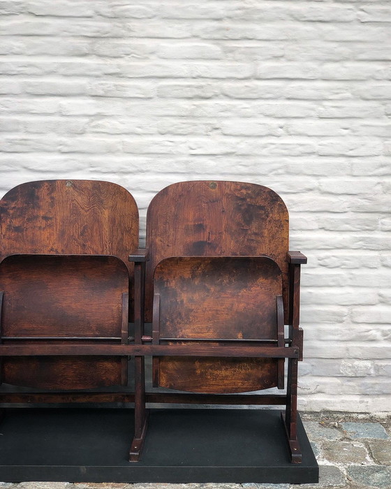 Image 1 of Vintage Cinema stoelen