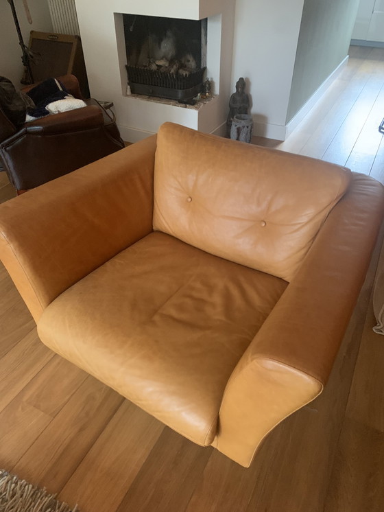 Image 1 of Lederland sofa and two armchairs