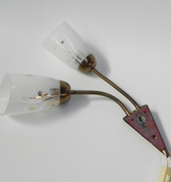Image 1 of Lampada da parete vintage con aste tubolari e 2 paralumi in vetro