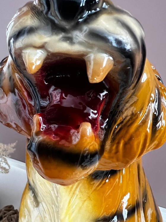 Image 1 of Statue Tiger 50Cm High Painted Composite