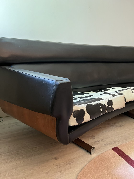 Image 1 of Boomerang sofa