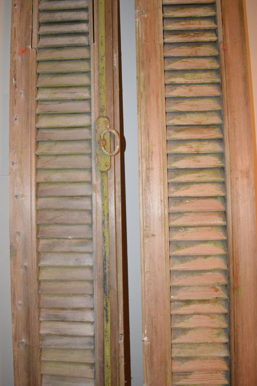 2 Wooden Slats