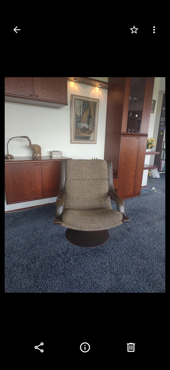 Image 1 of Artifort swivel chair