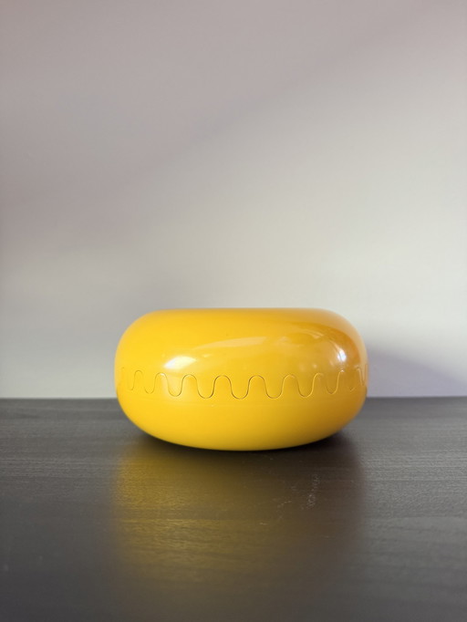 Original Alan Fletcher Clam Ashtray By Mebel Italy 