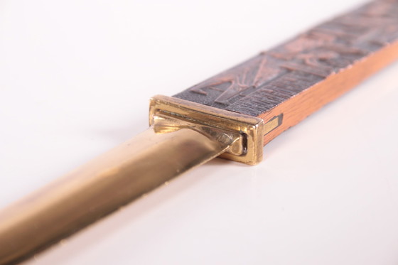 Image 1 of Ancien ouvre-lettres vintage avec poignée sculptée, Danemark