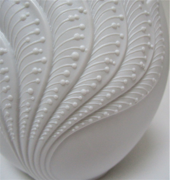 Image 1 of Vase Manfred Frey Ak Kaiser Porcelain Biscuit Plant Design