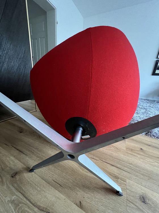 Image 1 of Chaise Fritz Hansen Egg FH3316