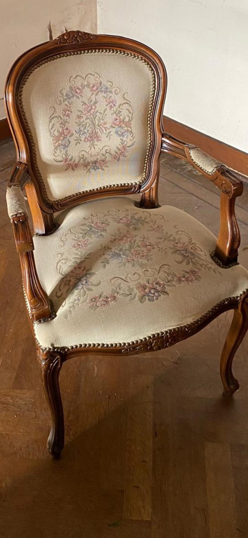 Cabriolet armchairs