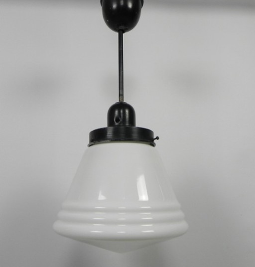 Art deco hanging lamp