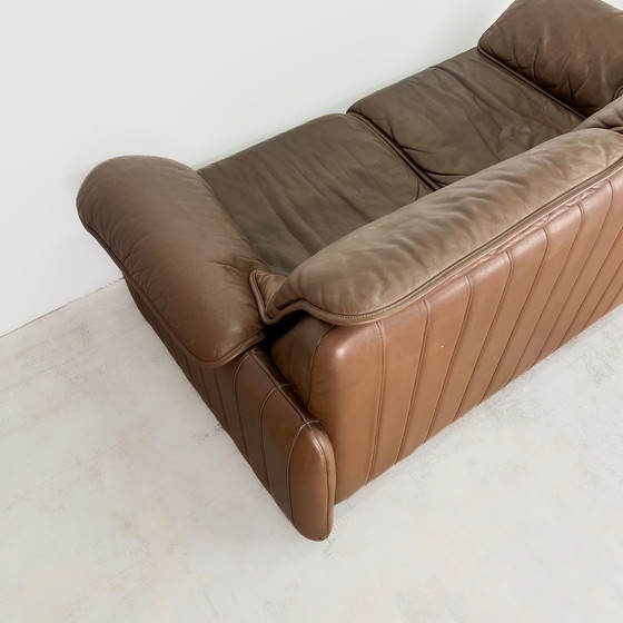 Image 1 of Leather sofa two-seater DS61 from De Sede