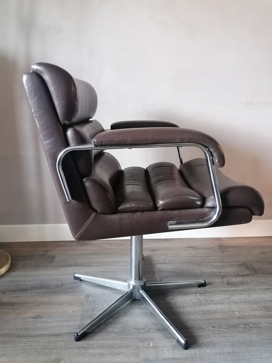 Image 1 of Mid century chair