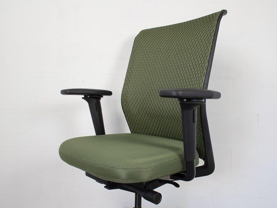 Image 1 of Vitra Id Mesh Office Chair Design Antonio Citterio