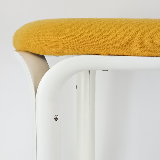 Image 1 of Vintage stool or stool Artifort 1970