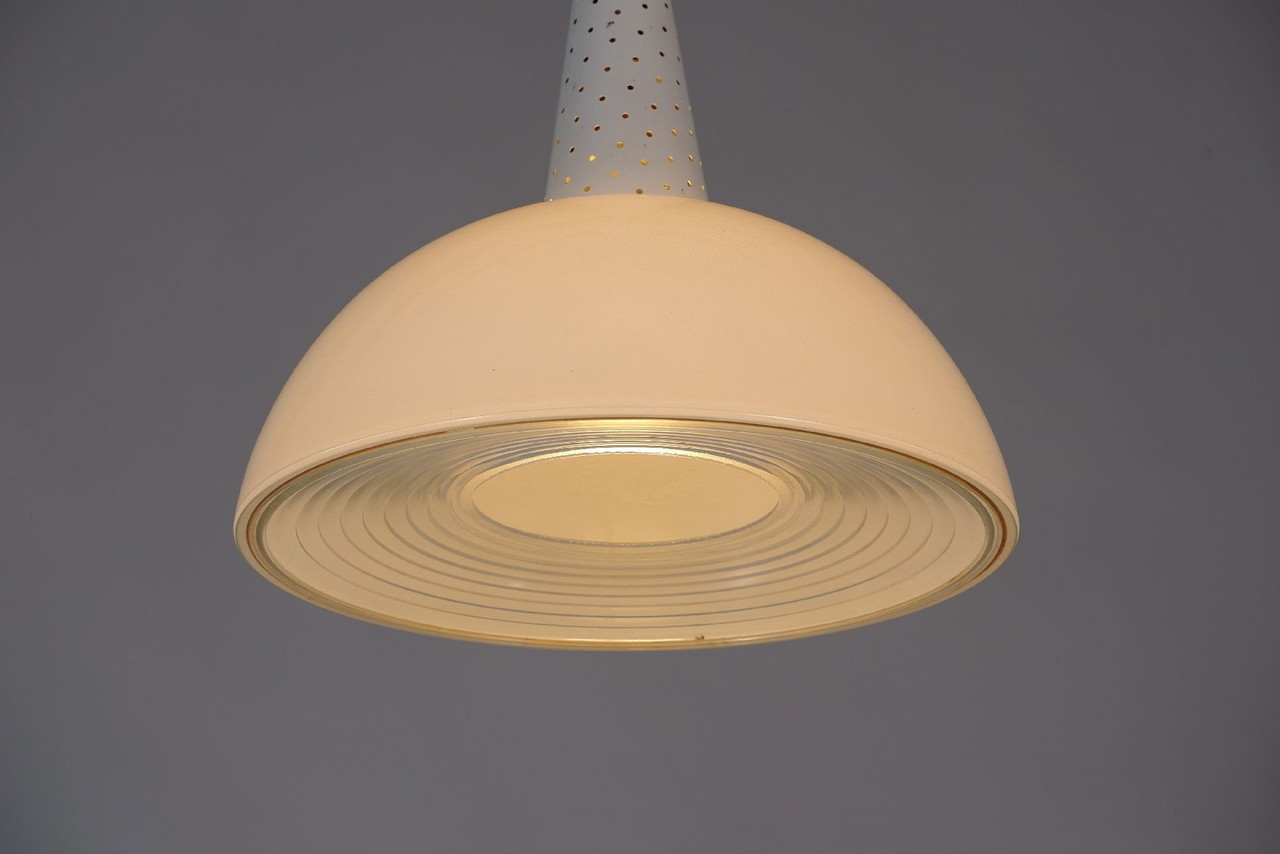 Lampe pendante Holophane Mathieu Matégot | €200 | Whoppah