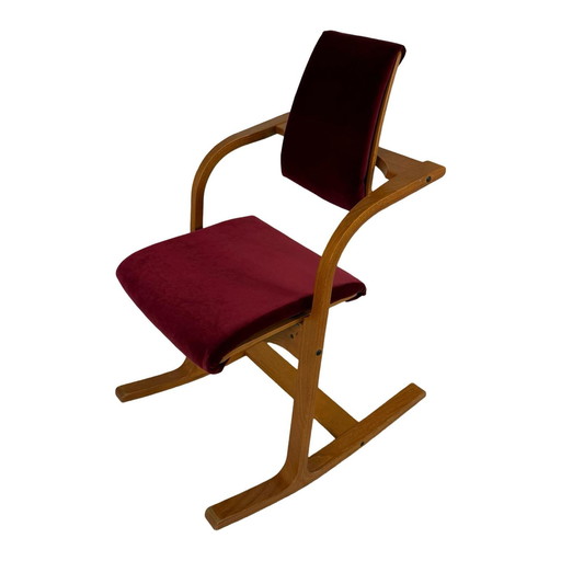 Peter Opsvik - Stokke - Actulum - Ergonomically Shaped Rocking Chair - Red Upholstery And Wooden Frame - New Upholstery!