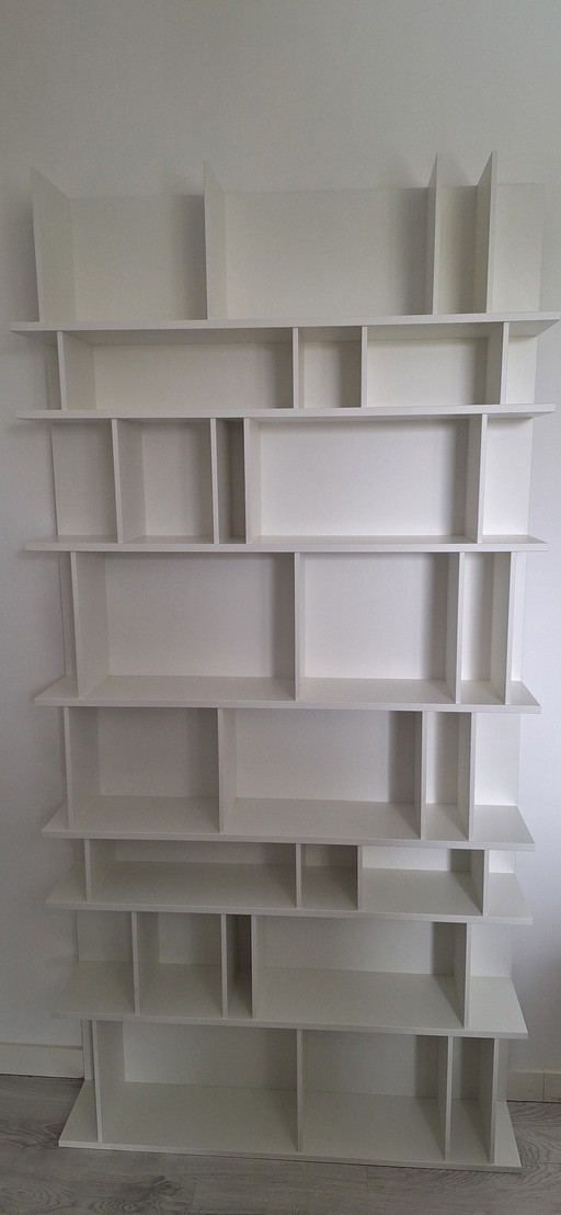 Bo Concept Bookcase Matte White Lacquered Como