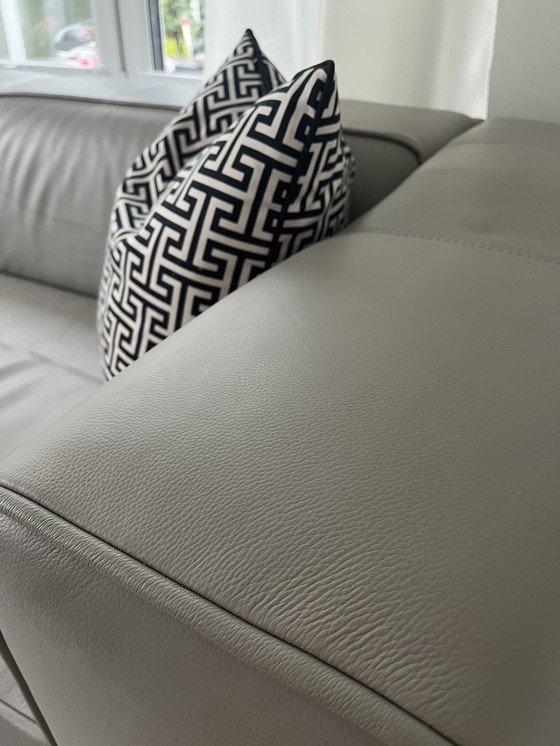 Image 1 of BoConcept leather sofa in beige-grey