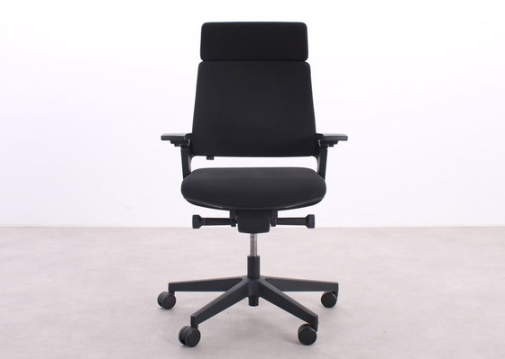 Image 1 of Interstuhl MOVYis3 office chair 23M6