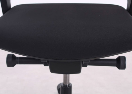 Image 1 of Interstuhl MOVYis3 office chair 23M6