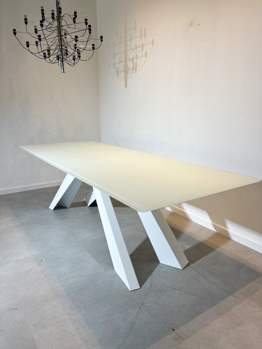 Bonaldo “Big Table” By Alain Gilles