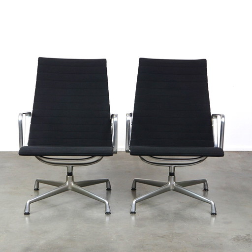 2 x Chaise pivotante design Vitra modèle EA 116 en tissu noir