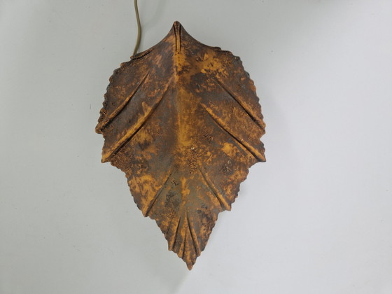 Image 1 of Regency Leaf Shaped Ceramic Wall Lamp