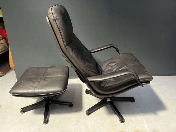 Image 1 of Berg Furniture Denmark, fauteuil de repos avec pouf