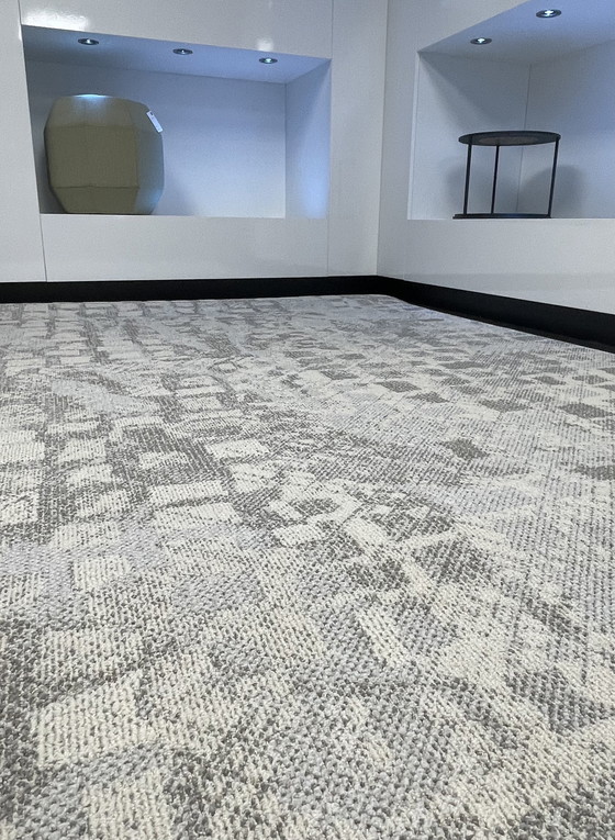 Image 1 of Desso Blocks Carpet 200 X 300 New