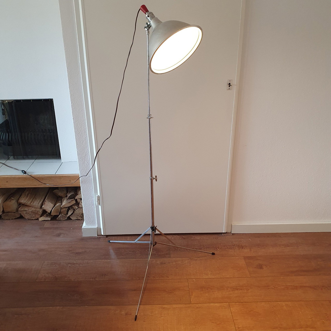 Vintage leviton lamp on sale