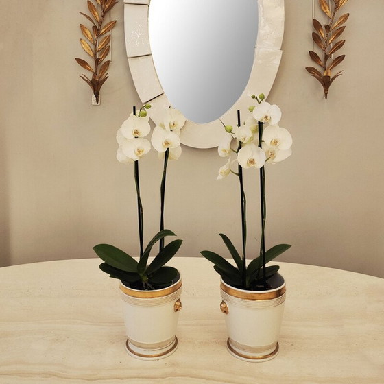 Image 1 of Pair of vintage porcelain planters from Paris, 1830