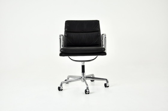 Image 1 of Black Leather Soft Pad Chair By Charles And Ray Eames For Icf, 1970S