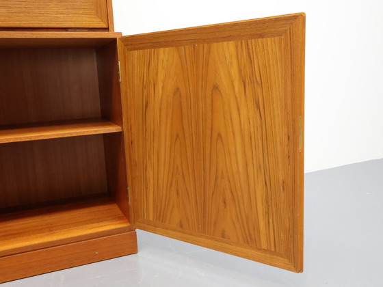 Image 1 of Bibliothèque danoise vintage en teck