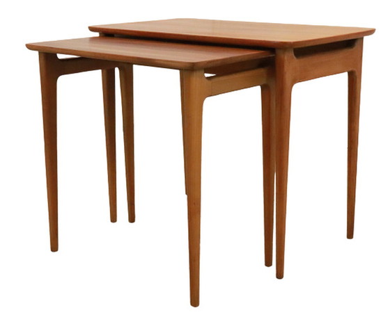 Image 1 of 2x Nesting tables