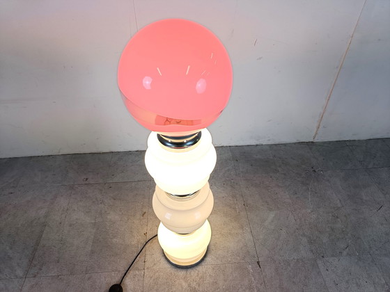 Image 1 of Lampadaire vintage par Mazzega 1960