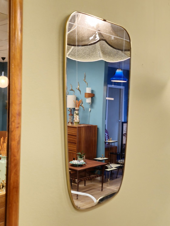 Image 1 of Specchio da parete vintage in ottone dorato
