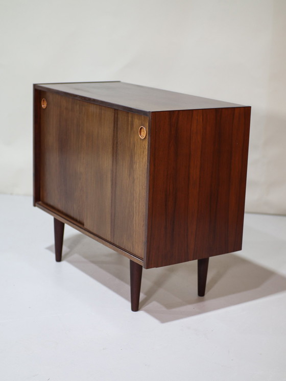 Image 1 of Mobile con ante scorrevoli in palissandro vintage danese