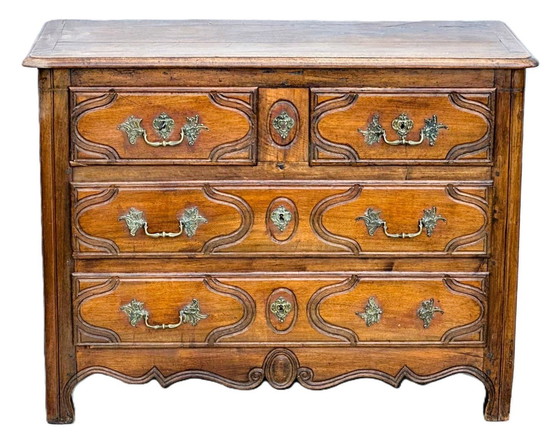 Image 1 of Commode Noyer