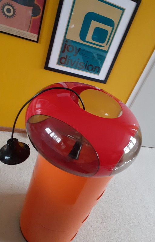 Massive Bug Eye/Ufo Pendant Lamp (Red)