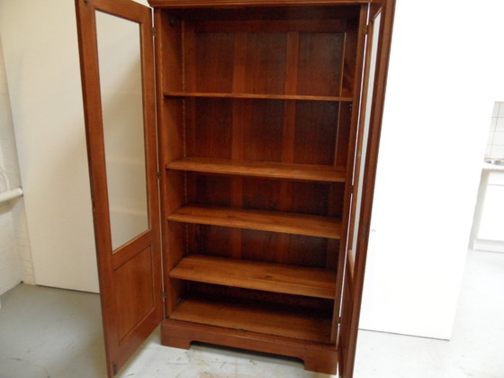 Image 1 of Vintage oak bookcase