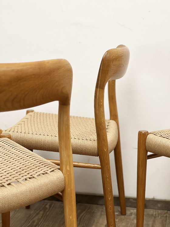 Image 1 of Mid-Century Danish Model 75 Chairs in Oak by Niels O. Møller for Jl Møllers Furniture Factory, 1950s, Set of 4