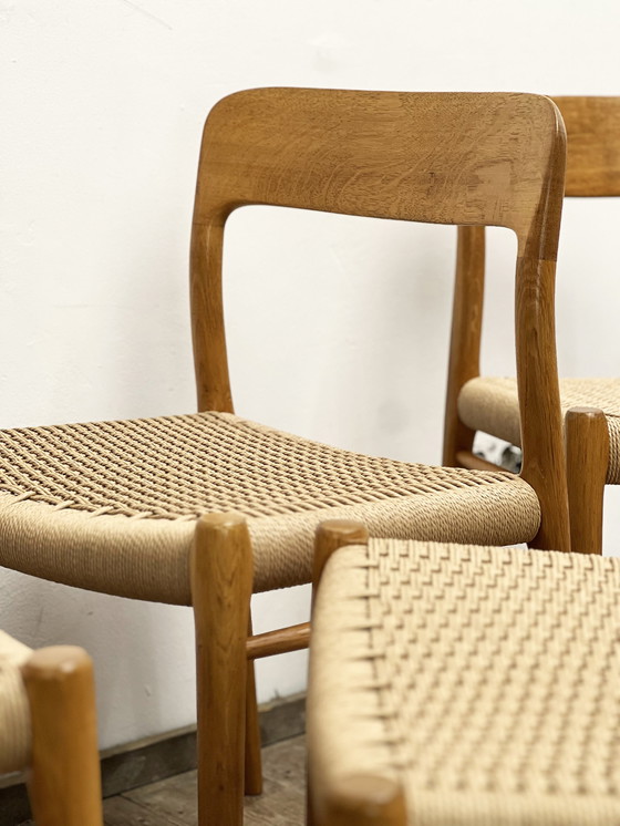 Image 1 of Mid-Century Danish Model 75 Chairs in Oak by Niels O. Møller for Jl Møllers Furniture Factory, 1950s, Set of 4