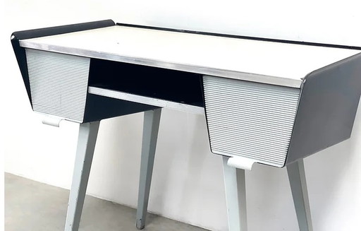 Escritorio industrial vintage