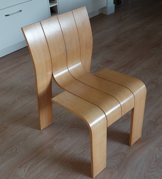 Image 1 of 4 Castelijn and Gijs Bakker chairs with dining table