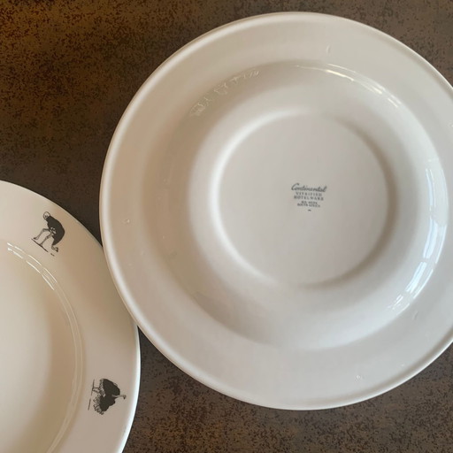 4X Ostrich Dinner Plates