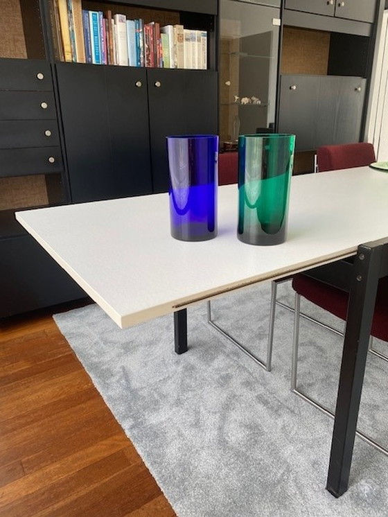 Image 1 of Leolux extendable dining table