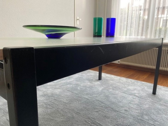 Image 1 of Leolux extendable dining table