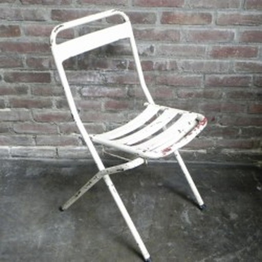 Chaise pliante industrielle en acier